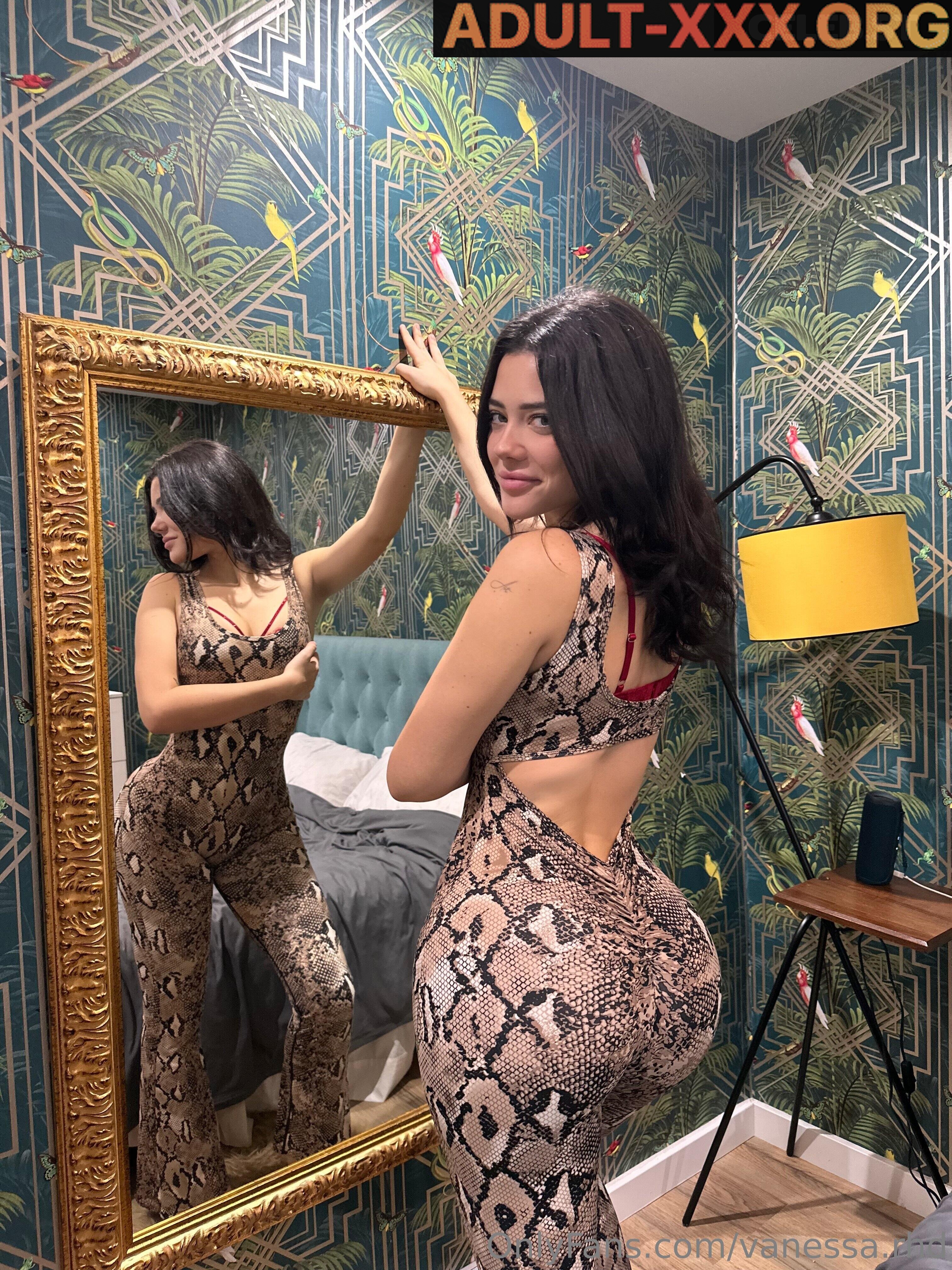 vanessa.rhd gallery photo
