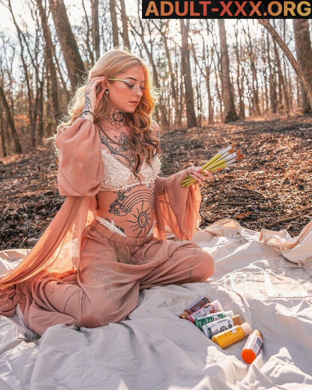 Bambi Sage gallery photo