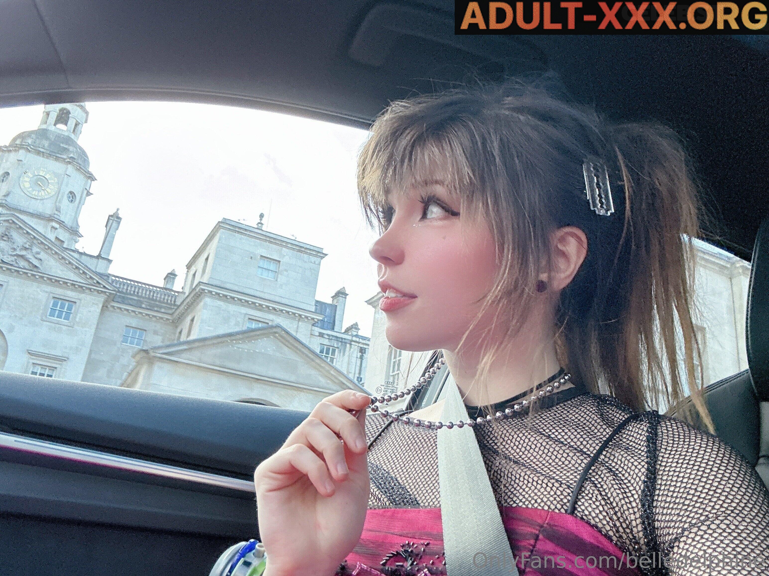 Bella Bumzy gallery photo