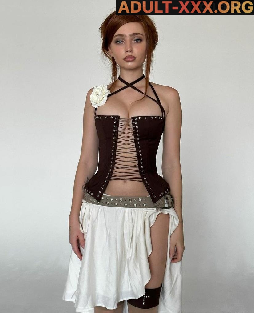 renata ri gallery photo