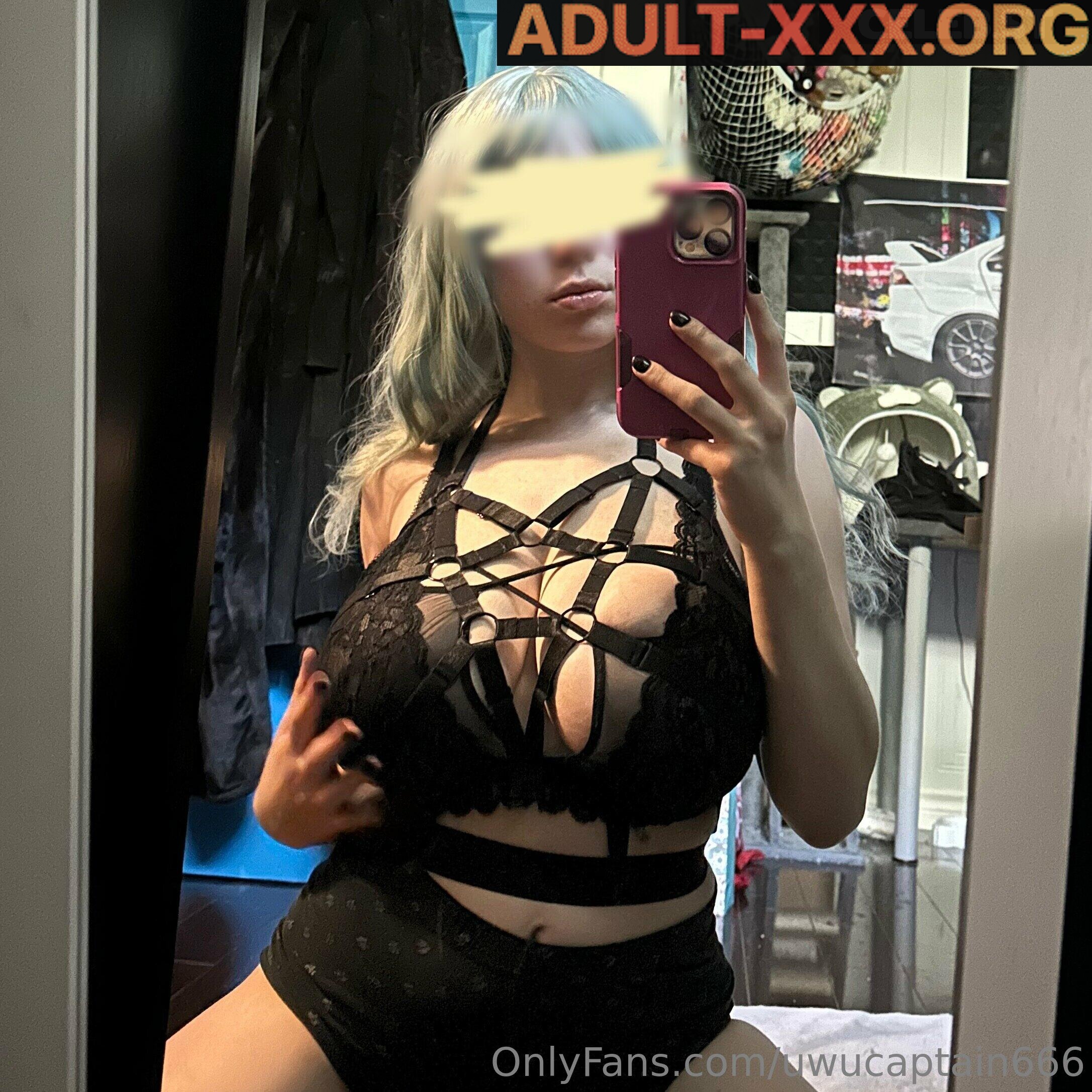 uwucutedemon gallery photo